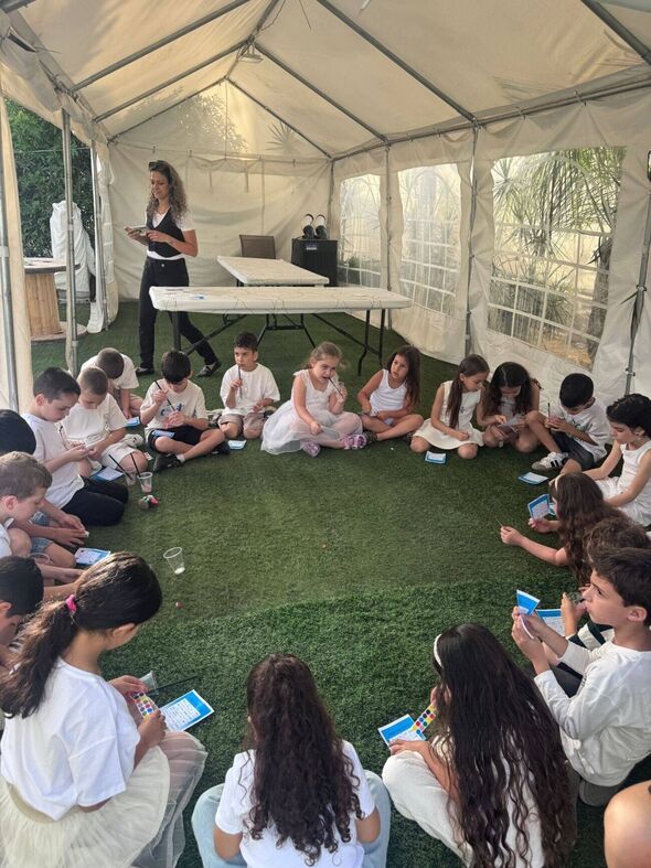 צילום מתוך דף הפייסבוק בית הספר "מעיין" יבנה