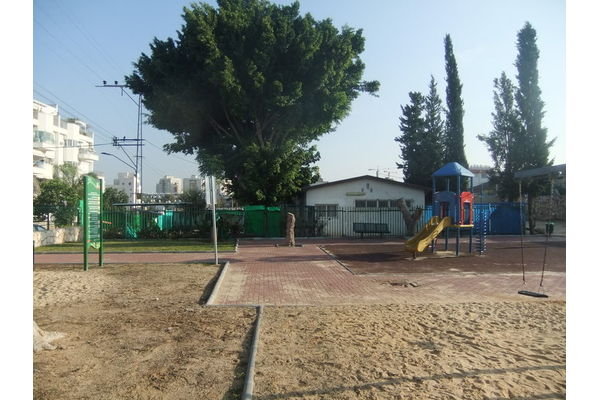 הגן הציבורי שעל חלקו יוקם המרכז הרוחני
