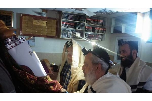 צילם והביא הידיעה - שלום אביעד