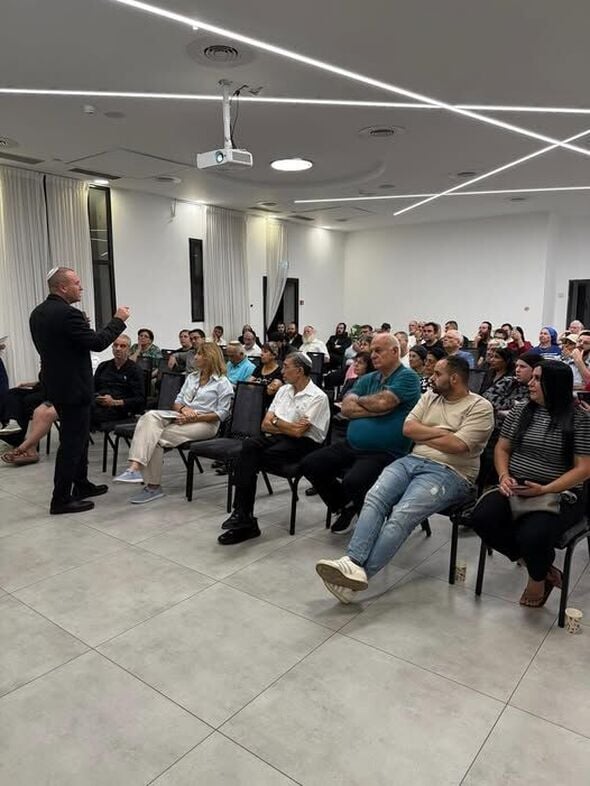 צילום מתוך דף הפייסבוק מתן דיל ראש העיר רחובות