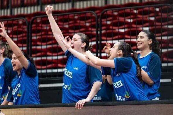 צילום מתוך דף הפייסבוק מועדון כדורסל נשים מכבי עירוני רמת-גן