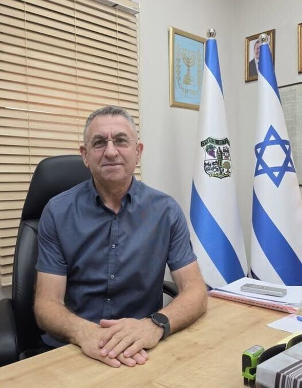 צילום מתוך דף הפייסבוק גבי גאון