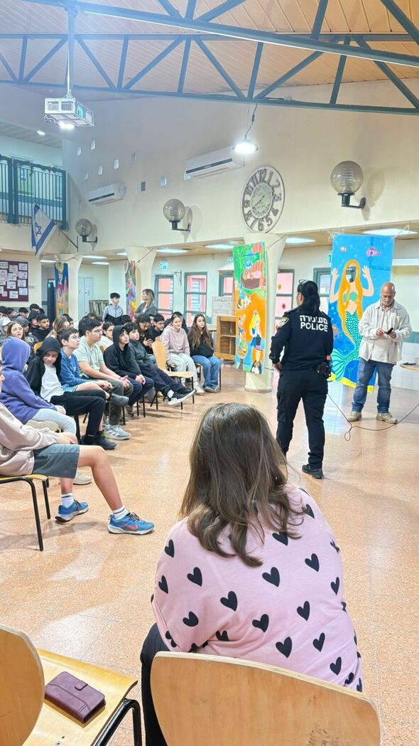 צילום מתוך דף הפייסבוק קריית החינוך ברנקו וייס ע״ש יצחק רבין, מזכרת בתיה.