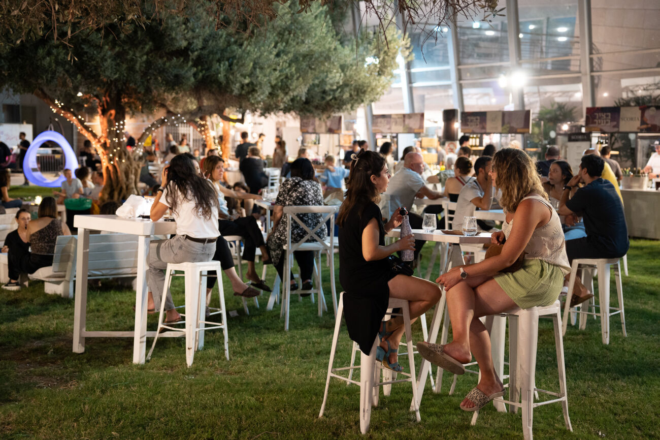 צילוםמיקילנגנטלרקורד צילוםמיקילנגנטלרקורד