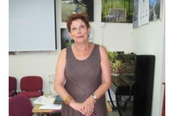 דניאלה בק מנהלת בית דרור
