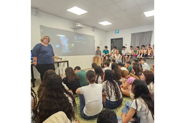 צילום מתוך דף הפייסבוק יגאל אלון גבעתיים בי"ס רב-תחומי יוצר עתיד