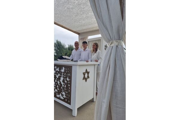 תמונות הדף של נועם חדד