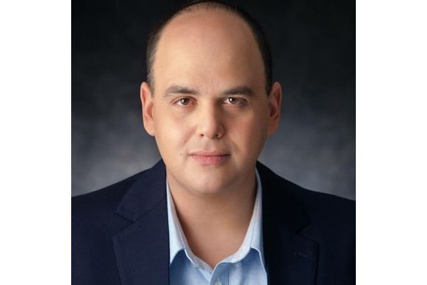 צביקה ברוט, צילום: ראובן קופיצ'נסקי