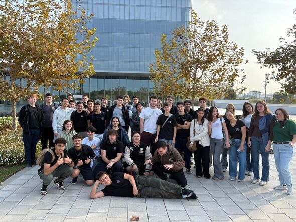 צילום מתוך דף הפייסבוק גימנסיה גן נחום