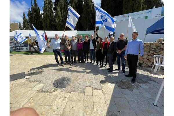 פייסבוק דורון שידלוב