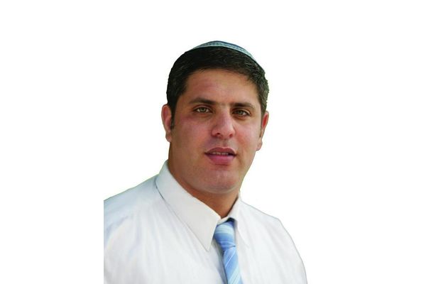 חבר המועצה אמיתי כהן יזם את הבאת המורים המתנדבים