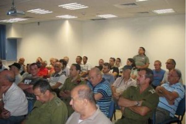 קורס תושבי רחובות בפיקוד העורף