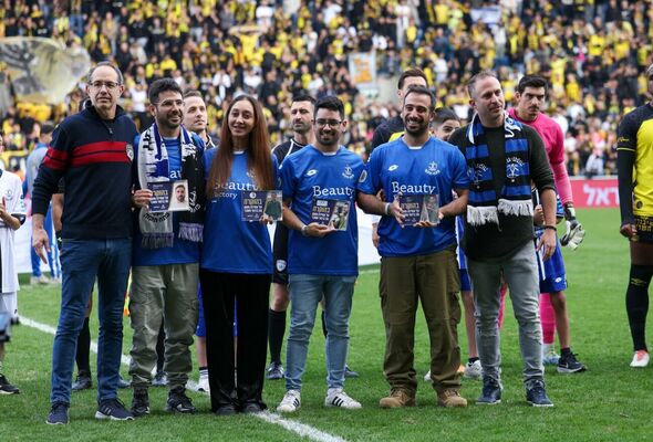 הפייסבוק מועדון הכדורגל הפועל 'מבנה' פתח-תקוה