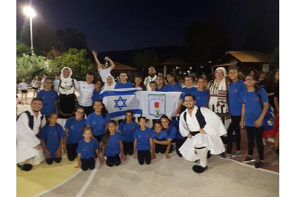 התעמלות קרקע ואקרובטיקה Stargym