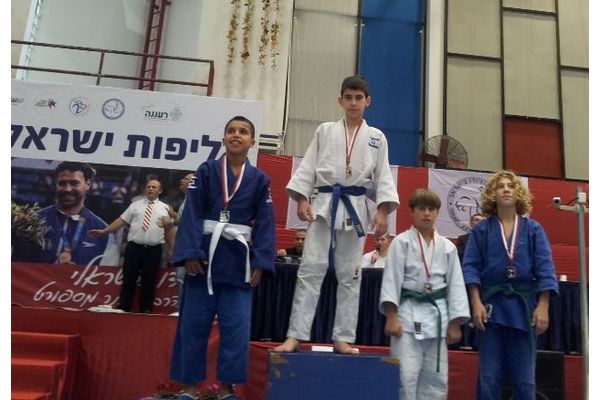 אופק פאר זוכה בזהב
