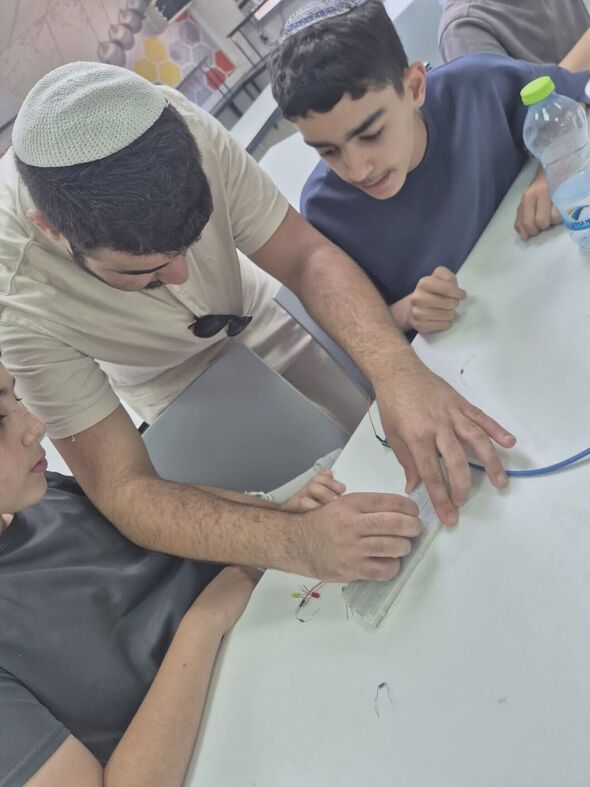 צילום מתוך דף הפייסבוק נתיבי נועם דרכא גדרה