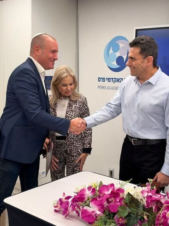 צילום מתוך דף הפייסבוק מתן דיל ראש העיר רחובות
