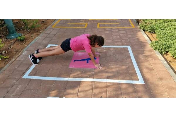 קרדיט: מסלולי רחוב נינג'ה רחוב