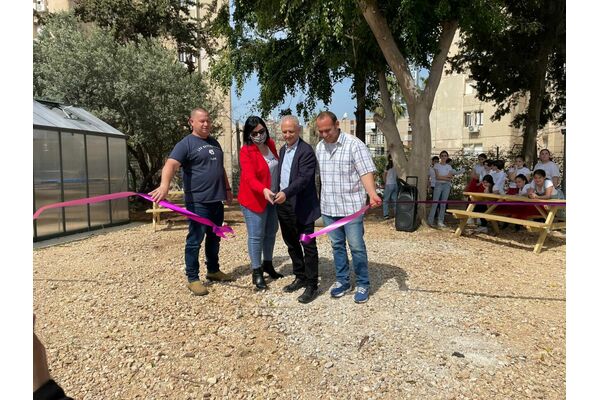 קרדיט:הרצל בת ים