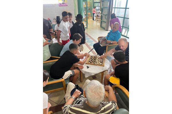 צילוםמקיף י- קריית החינוך השש שנתית ע"ש איינשטיין