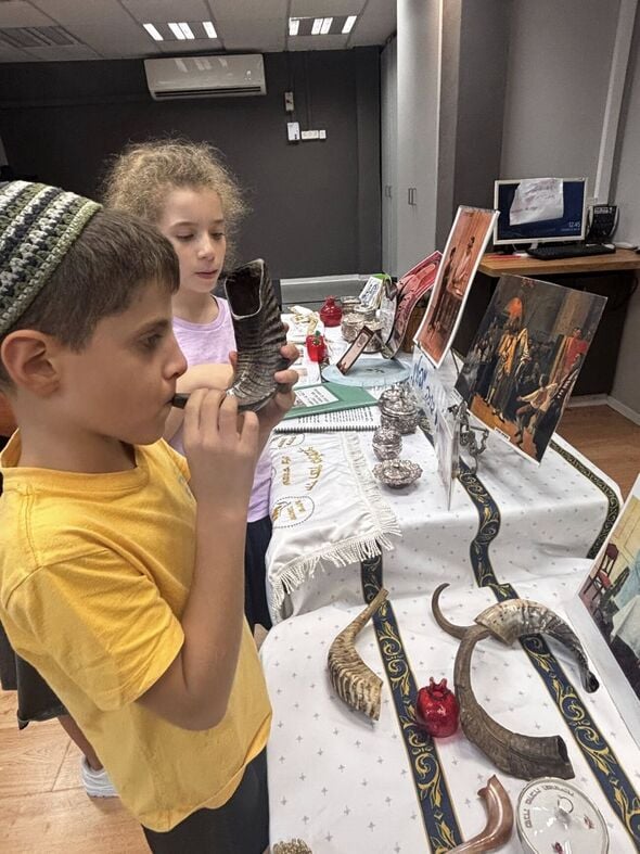 צילום מתוך דף הפייסבוק בית חינוך חמ"ד אמונים גבעתיים
