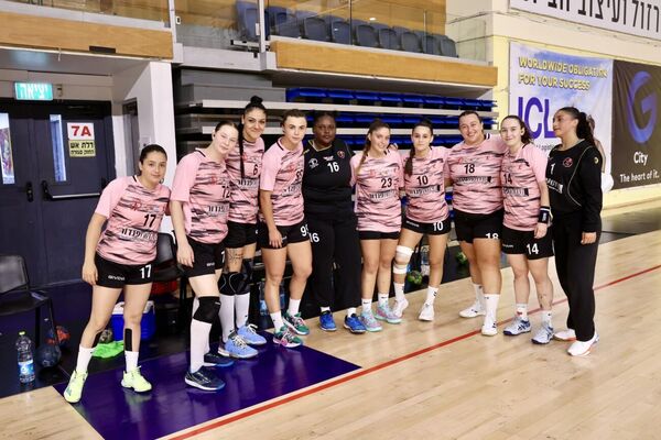 צילום מתוך דף הפייסבוק Hapoel Rishon LeZion H.C