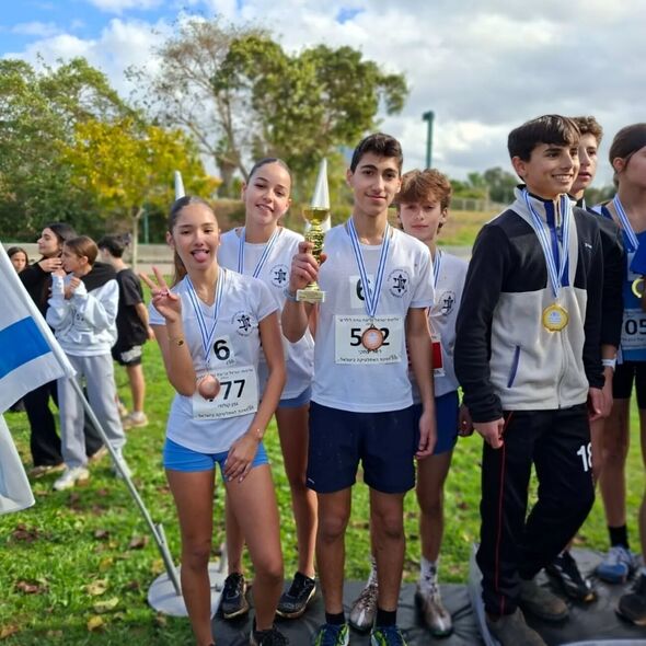 צילום מתוך דף הפייסבוק שש שנתי משה ארנס פ"ת