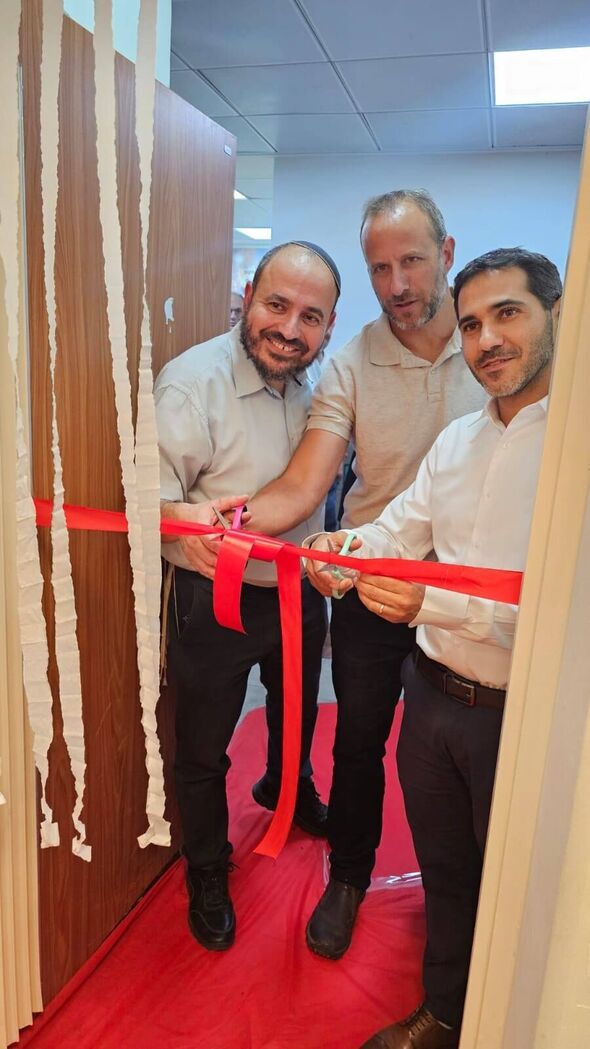 צילום מתוך דף הפייסבוק רועי גבאי