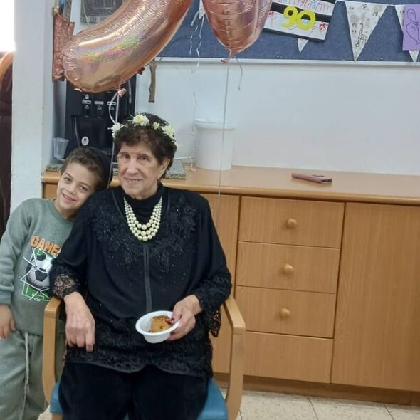 דף הפייסבוק מרכז יום לאזרח הוותיק מעז קרית עקרון