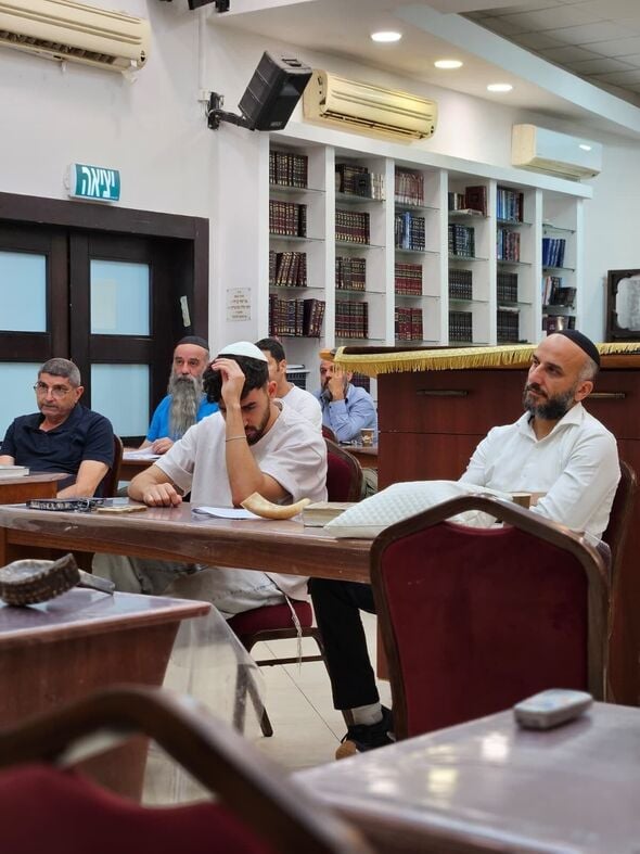 צילום מתוך דף הפייסבוק בית חב"ד גדרה