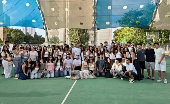 צילום מתוך דף הפייסבוק תיכון שז"ר בת-ים