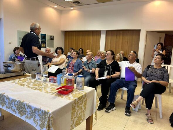צילום מתוך דף הפייסבוק בית האזרח הוותיק נס ציונה