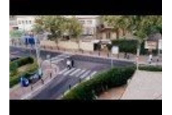 רחוב פרץ במהלך הפעלת האזעקה בימי שישי