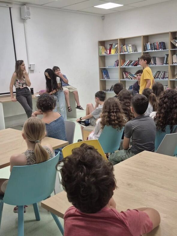 צילום מתוך דף הפייסבוק בית הספר הדמוקרטי יבנה