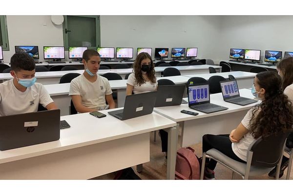תמונות: תיכון ברנקו וייס רבין