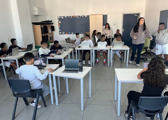 צילום מתוך דף הפייסבוק בית ספר ״שבילים״ תל אביב