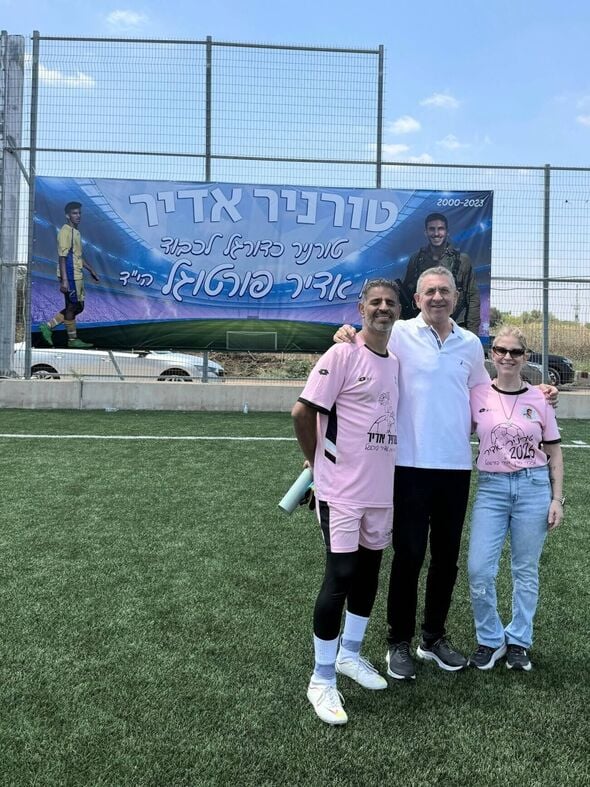 צילום מתוך דף הפייסבוק גבי גאון