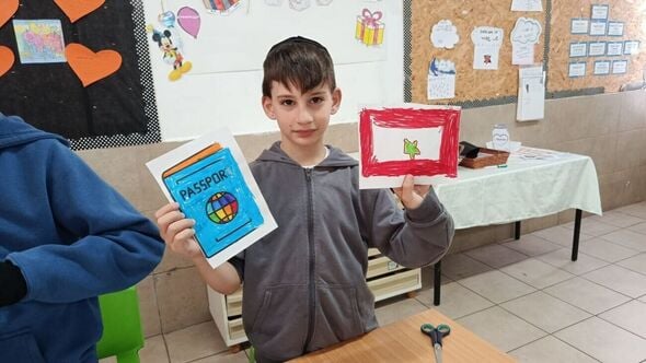 צילום מתוך דף הפייסבוק בית ספר חמ"ד כנפי אבירים יבנה