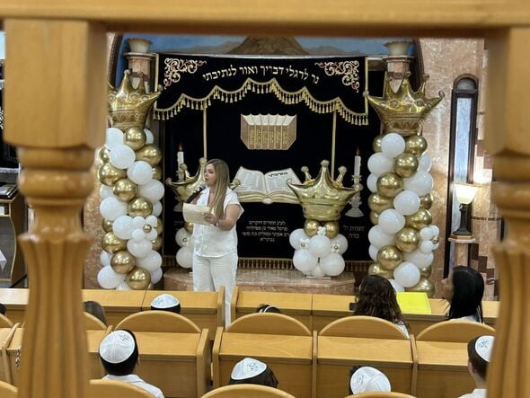 צילום מתוך דף הפייסבוק בית-הספר "הרצל" בת ים