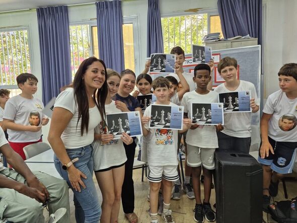 צילום מתוך דף הפייסבוק בית חינוך גורדון לאומנויות - צועדים בשביל ההצלחה