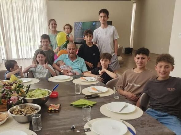 צילום מתוך דף הפייסבוק שמואל בוקסר