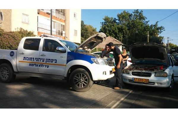 צילם ודיווח אמיתי יערי