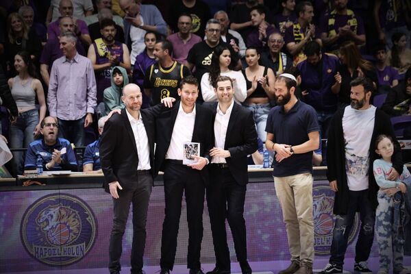 צילום מתוך דף הפייסבוק Hapoel Holon