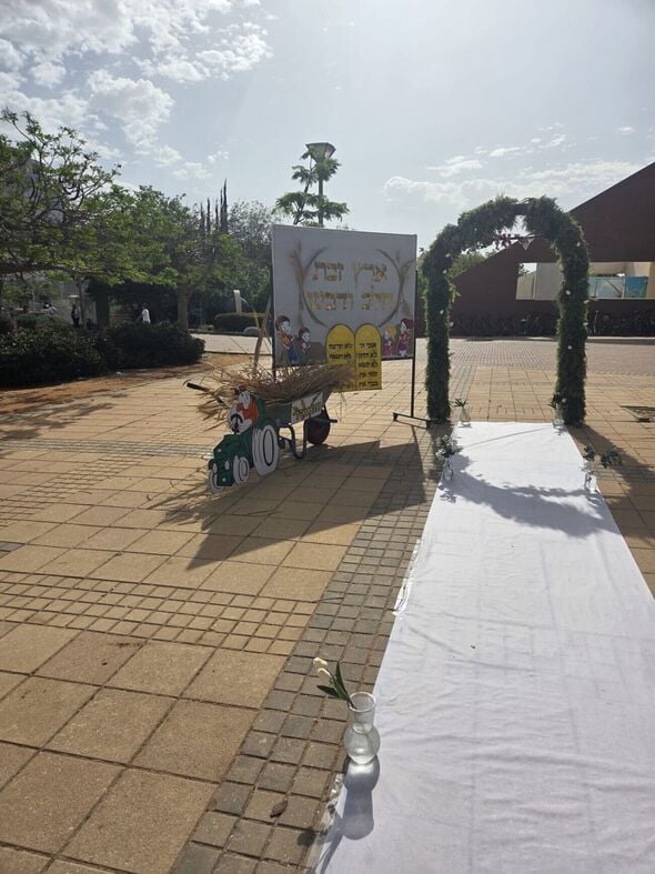 צילום מתוך דף הפייסבוק בית הספר האקולוגי יבנה