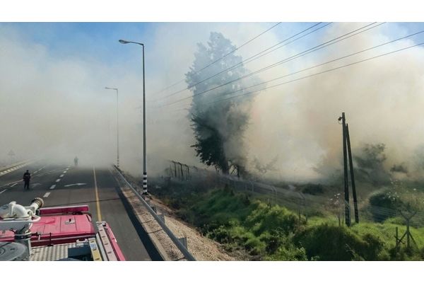 תמונת ארכיון משריפה קודמת בכביש 40