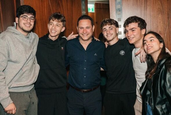 צילום מתוך דף הפייסבוק רז קינסטליך