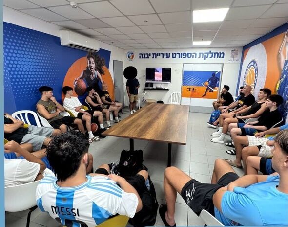 צילום מתוך דף הפייסבוק אליצור יבנה כדורסל הדף הרשמי