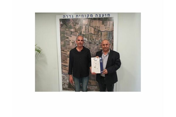 נועם ברדא