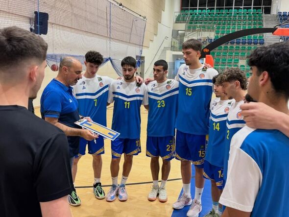 צילום מתוך דף הפייסבוק אליצור יבנה כדורסל הדף הרשמי