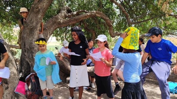 צילום מתוך דף הפייסבוק בית ספר חמ"ד כנפי אבירים יבנה
